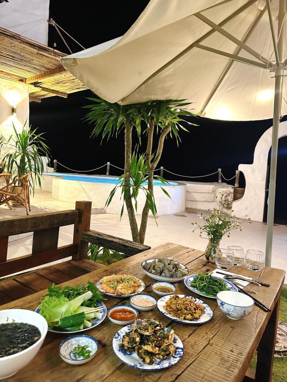 Santa Fe House - Ganh Da Dia Bed and Breakfast Thon Phu Hanh Exteriör bild